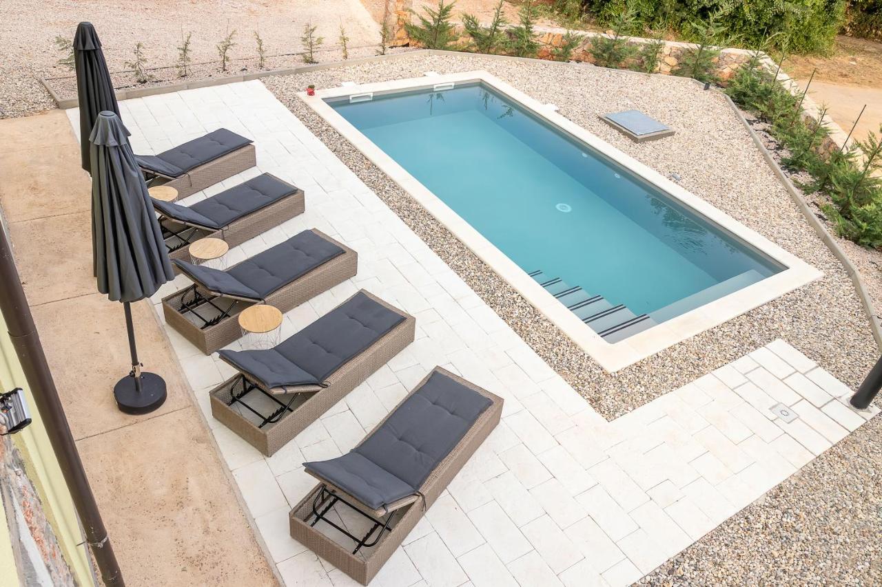 Holiday Home Tos Risika Exterior foto